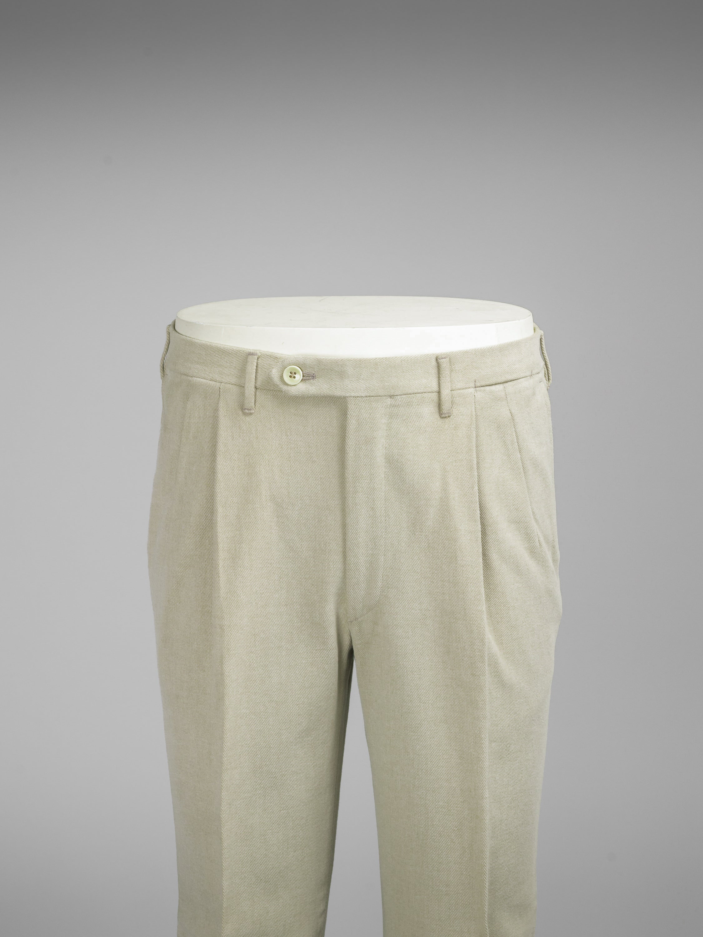 Pantaloni in cotone beige chiaro dalla vestibilità regolare